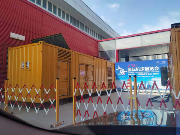玛沁出租发电机-柴油发电机和汽油发电机哪个更好一些?